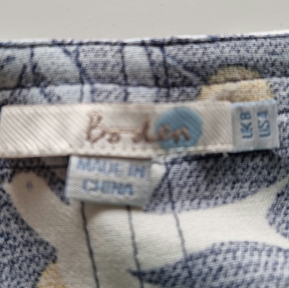 Boden ladies tunic top navy with white birds size 8 poly crepe fabric - Picture 5 of 6